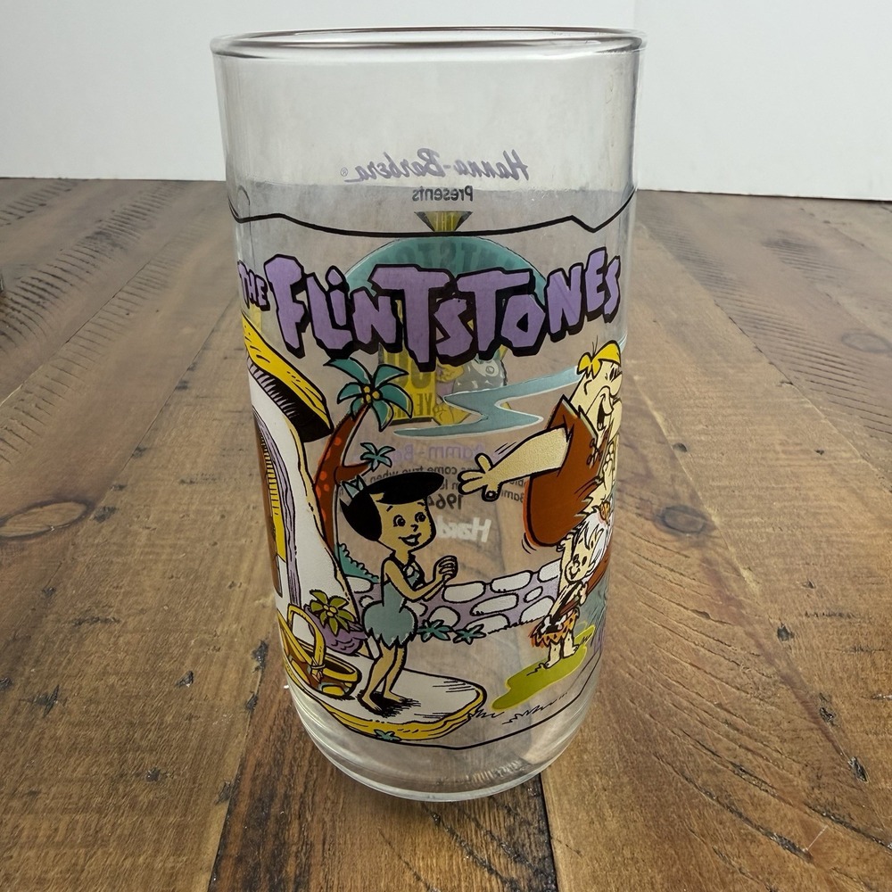 Vtg 1991 Hardees Glass The Flintstones 1964 Going To The Drive-In 30 years